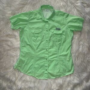 Columbia Women’s Light Green PFG Button Down Vented Shirt